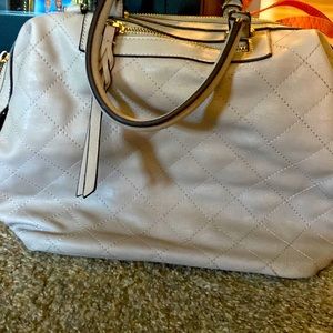 Vinyl Quilted Urban Expressions Bag